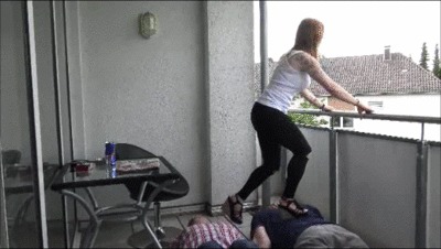 Trampling Auf Dem Balkon