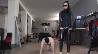 Mistress Gaia – Sadomas Caning