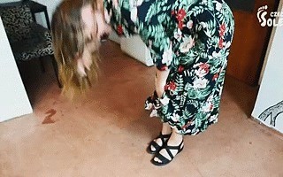 Her Tired Sexy Feet – Pov Idolize