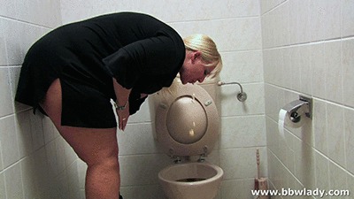 Cathy Orders Her Slave To Eat From The Toilet