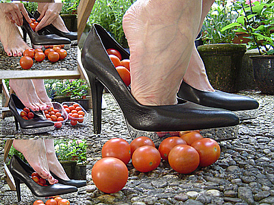 In Shoe Crush Petite Tomatos In My Black Pumps